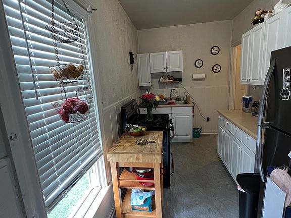 2nd image of 56 Prospect Ave #3