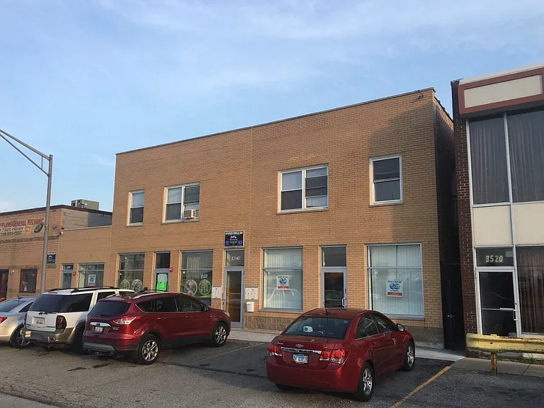3516 W North Ave #2-R — Photo 1