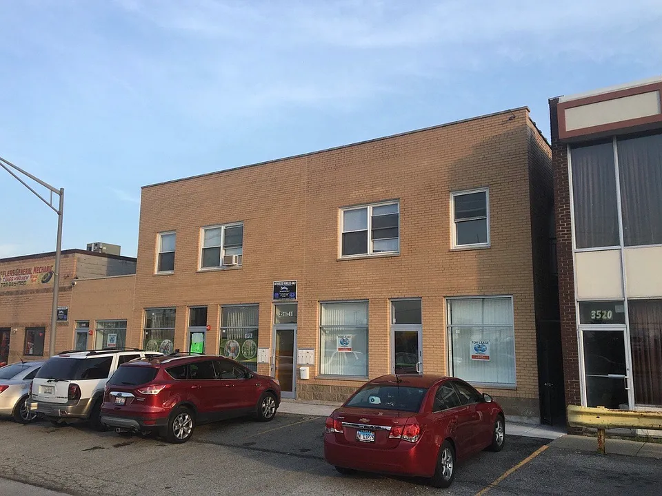 3516 W North Ave #2-R