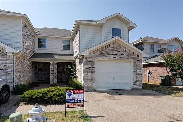 1st image of 2320 Kingsway Dr