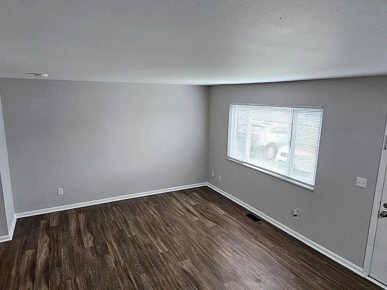 2991 Benchwood Rd — Photo 8
