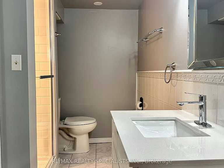 2984 Windjammer Rd — Photo 12