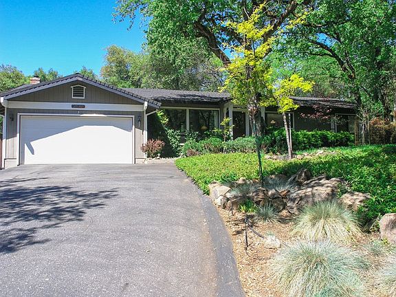 2nd image of 17802 Hitch Ct