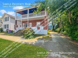 742 4th St NW, Grand Rapids, MI 49504