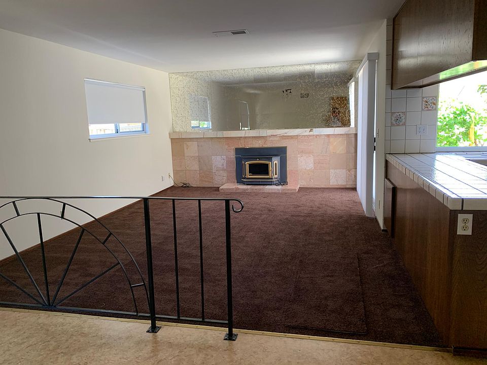 1st image of 4055 Vistapark Dr