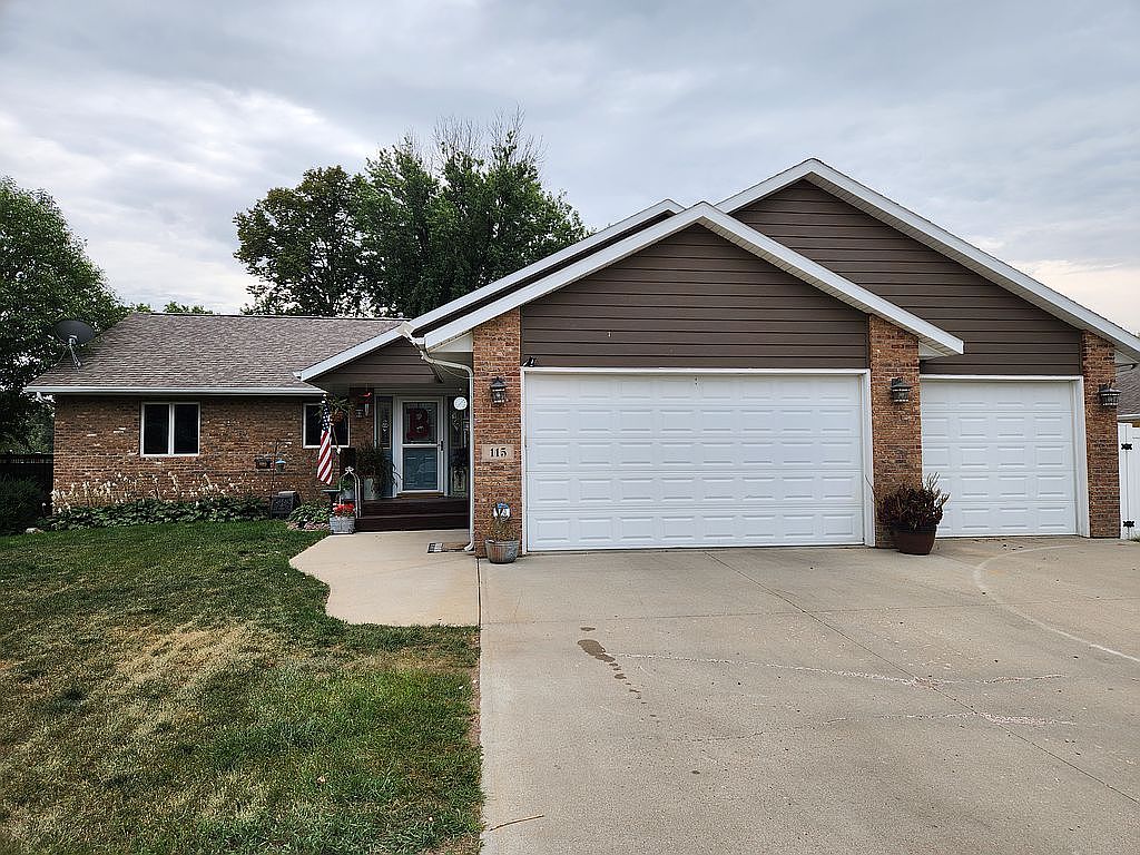 115 Johnstone Dr, Dell Rapids, SD 57022 Zillow