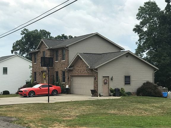 3rd image of 260 Linden Ave