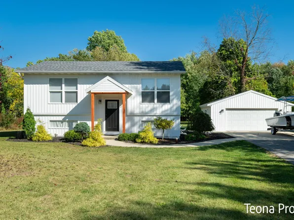 8448 Clyde Park Ave SW, Byron Center, MI 49315