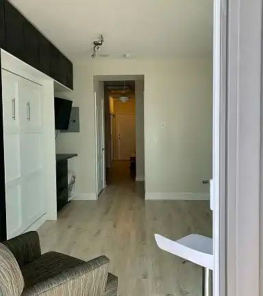 4th image of 2119 Lake Shore Blvd W #602