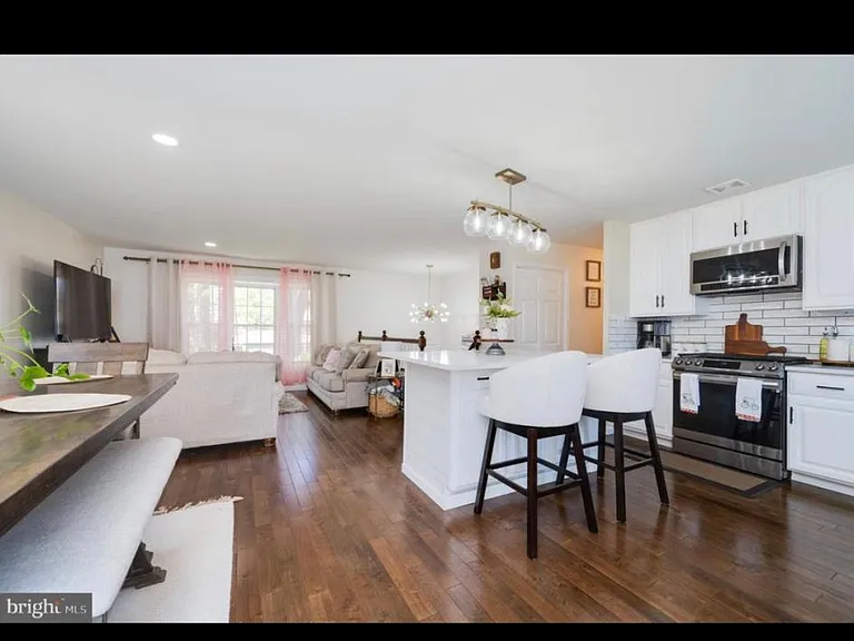 10 Cherrywood Rd — Photo 13