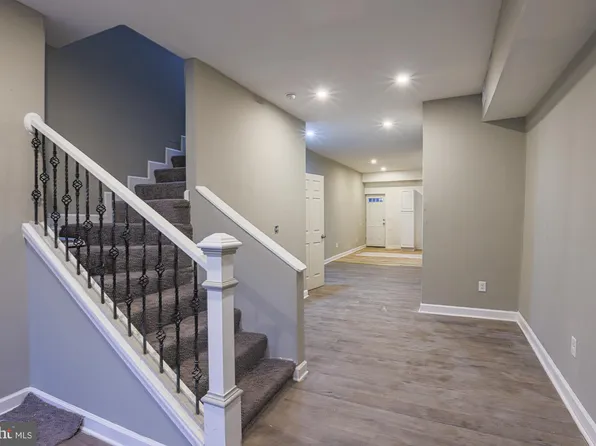 801 McKean Ave, Baltimore, MD 21217