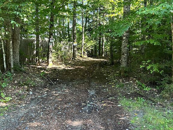 5th image of 29 Pine Grove Drive