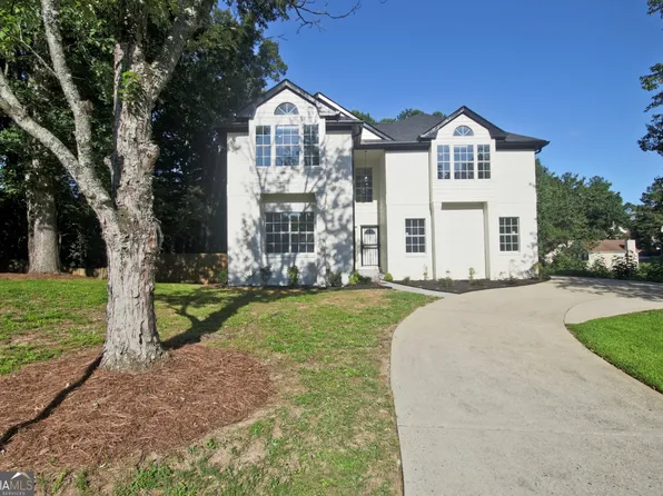 1089 Crooked Creek Rd, Lithonia, GA 30058