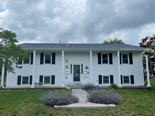 30 Elmwood Park, Quincy, MA 02170