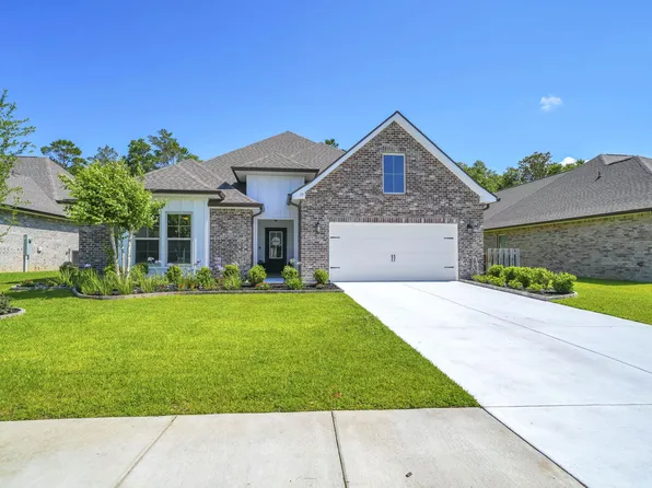 77 Constellation Ave, Freeport, FL 32439