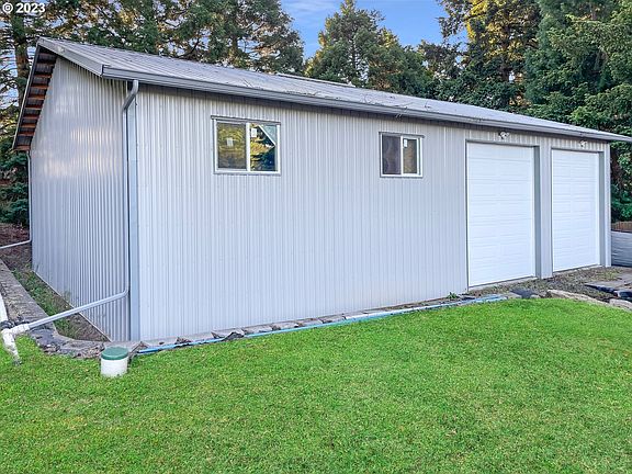 2nd image of 4920 NE 38th Ave