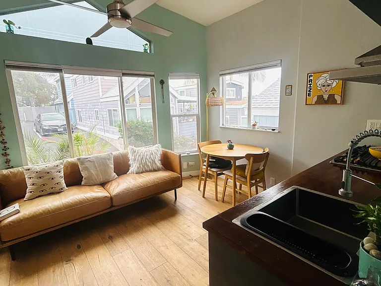 1624 N Coast Highway 101 #52 — Photo 31