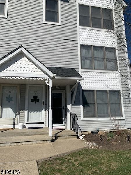 1st image of 48 Burlington Ct #1706