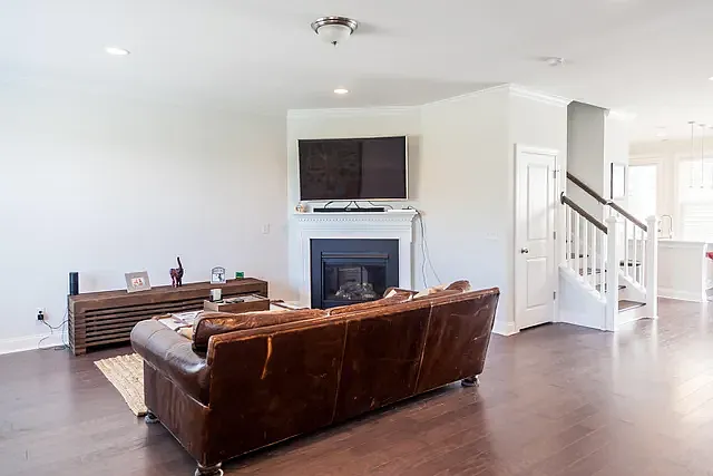 2226 Hamlin Sound Cir — Photo 8