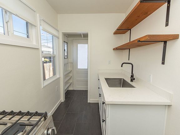 5th image of 4615 E Mountain View Dr