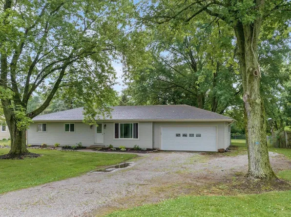 4336 Hursh Rd, Fort Wayne, IN 46845