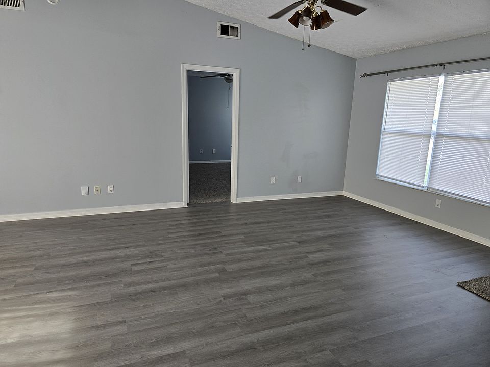 Main house living room