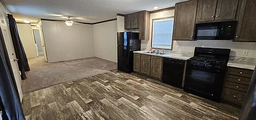 238 Magnolia Photo 1