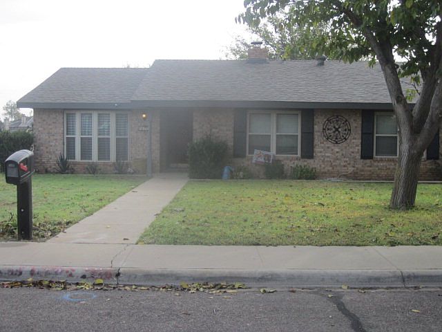 1st image of 4672 Applewood Dr