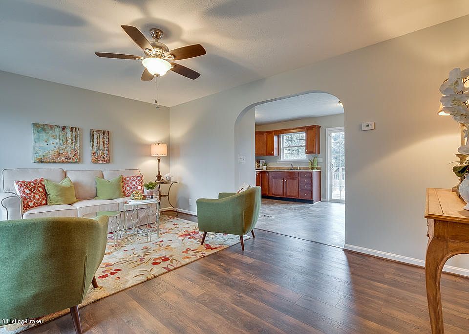 1st image of 2807 Pindell Ave