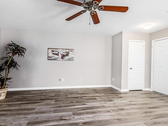 5th image of 15306 Sienna Peak Ln