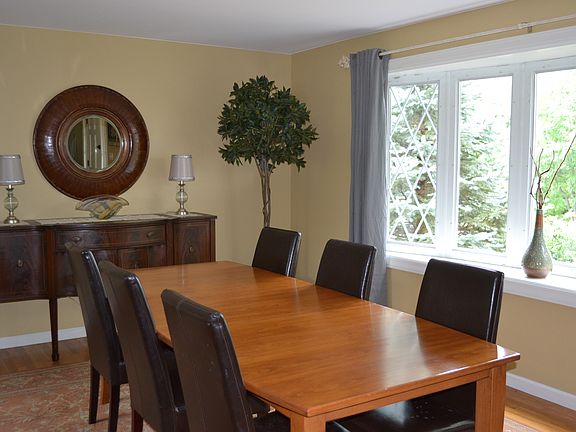 Dining room (or living room)