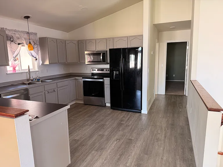 1828 Sturbridge Ct — Photo 13