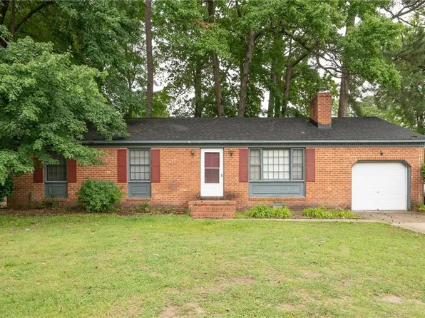938 Moyer Rd, Newport News, VA 23608