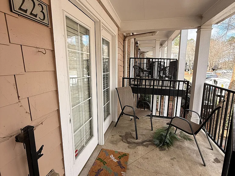 1035 Barnett Shoals Rd #223 — Photo 10