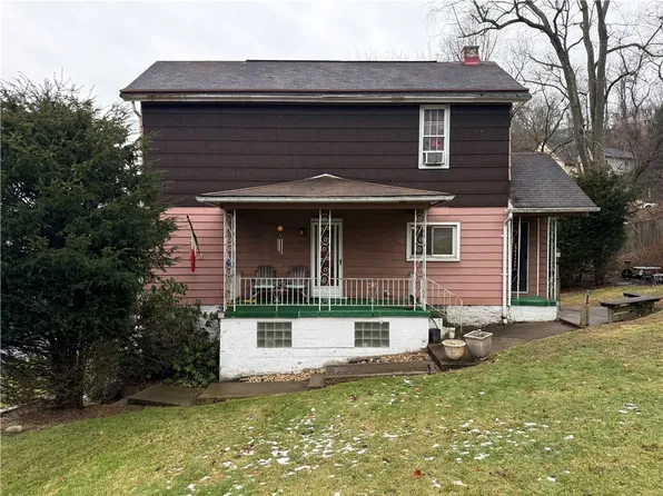 727 Thompson St, Turtle Creek, PA 15145