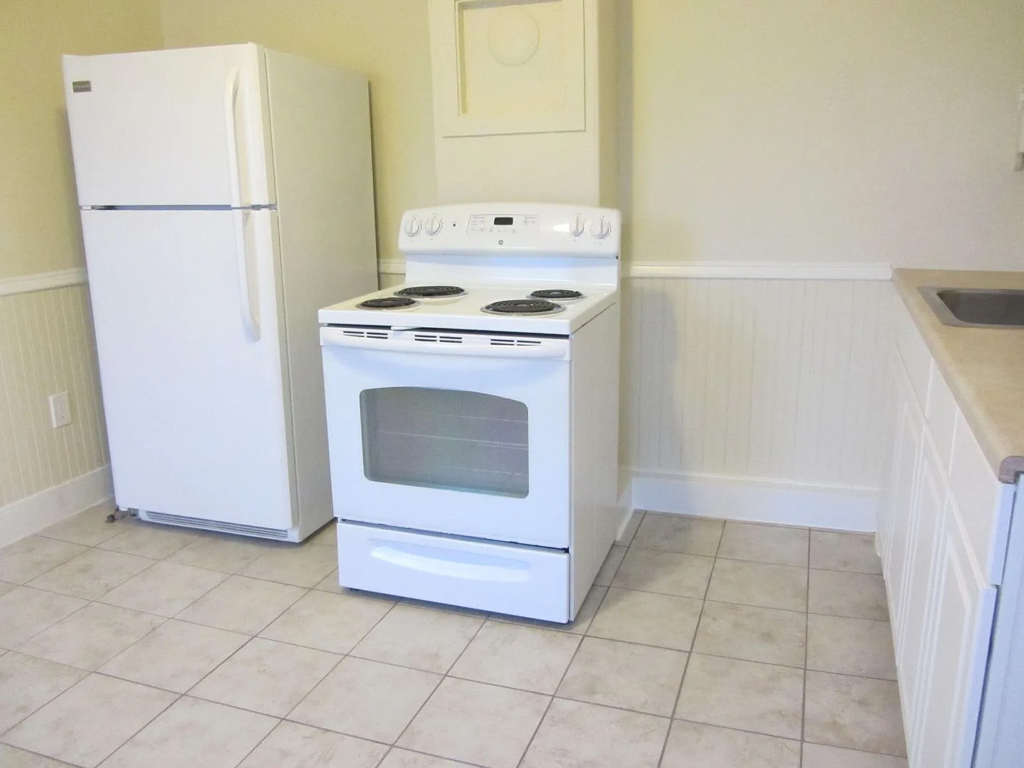 44 Jefferson St — Photo 2