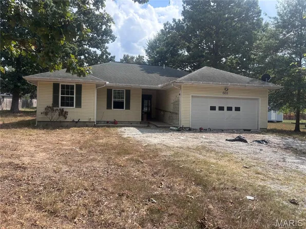 668 Lone Pine Rd, Houston, MO 65483