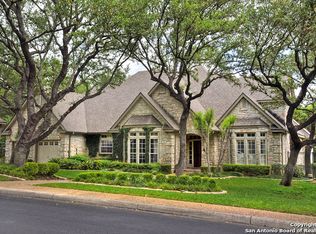 4 Inwood Canyon Dr, San Antonio, TX 78248