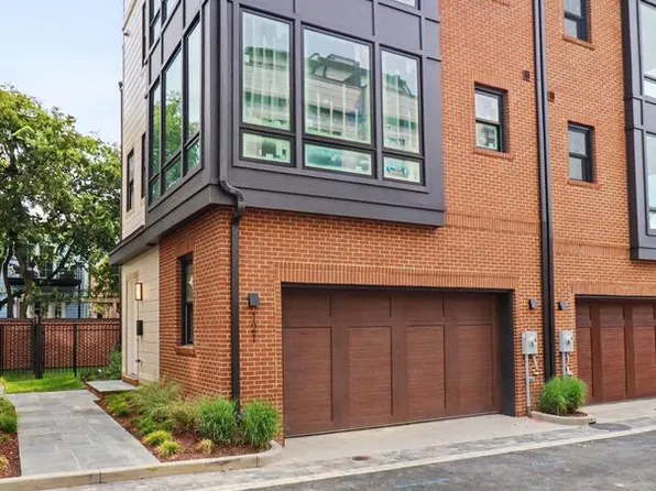 121 N West St, Alexandria, VA 22314