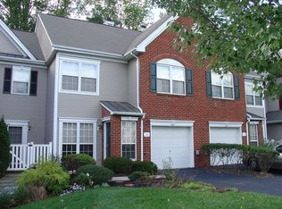 303 Tuxford Ct #144, Pennington, NJ