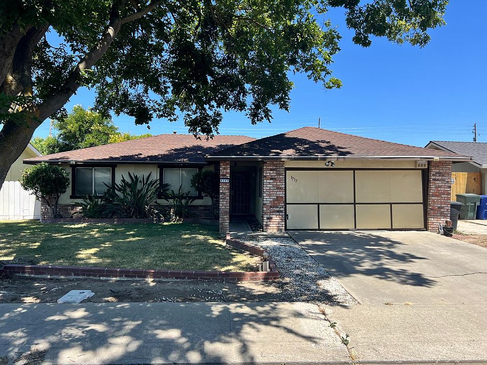 1st image of 1717 Chapala Way