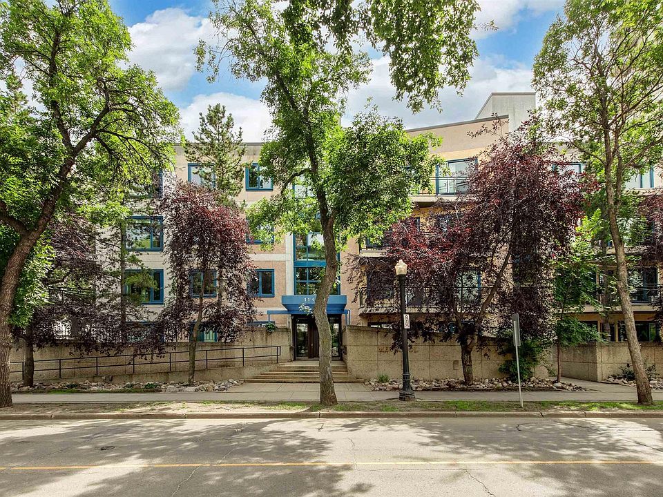 1st image of 11415 100th Ave NW #204