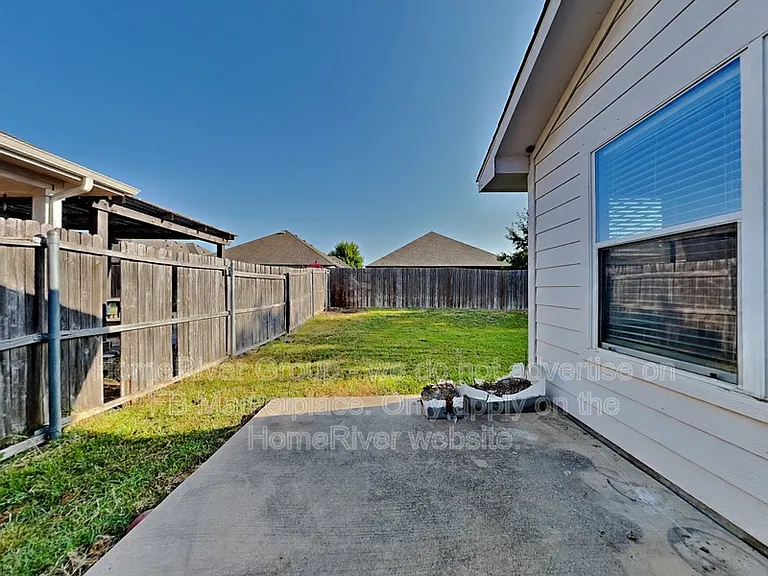 812 Sequoia Dr — Photo 18