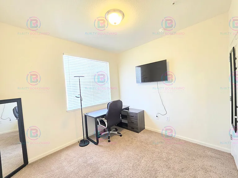 3010 Sterling Ridge Cir — Photo 18