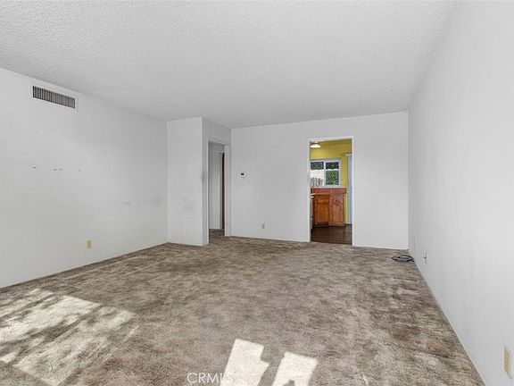 5th image of 11685 Verona St