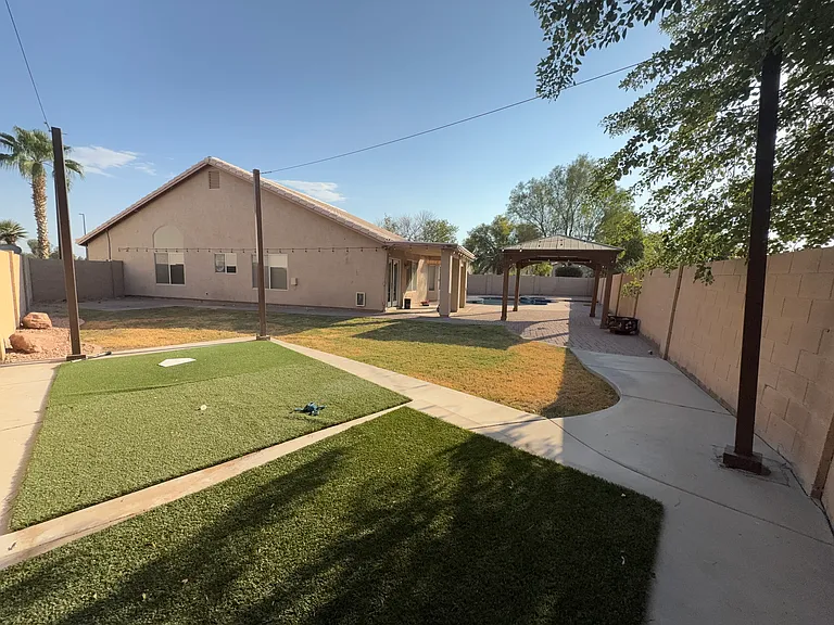 678 N Sunway Dr — Photo 14