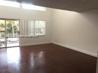 18111 NW 68th Ave APT H202, Hialeah, FL 33015