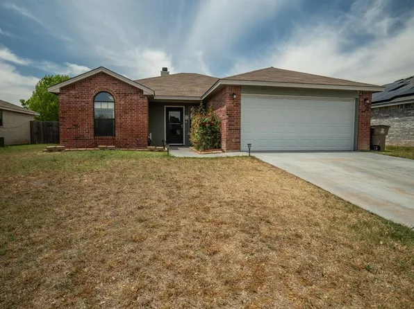 1211 June Ln, San Angelo, TX 76905