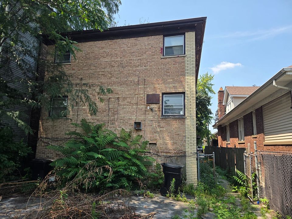 2nd image of 8045 S Carpenter St