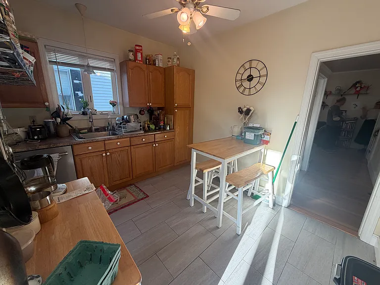 125 Hillsdale Rd #1R — Photo 6